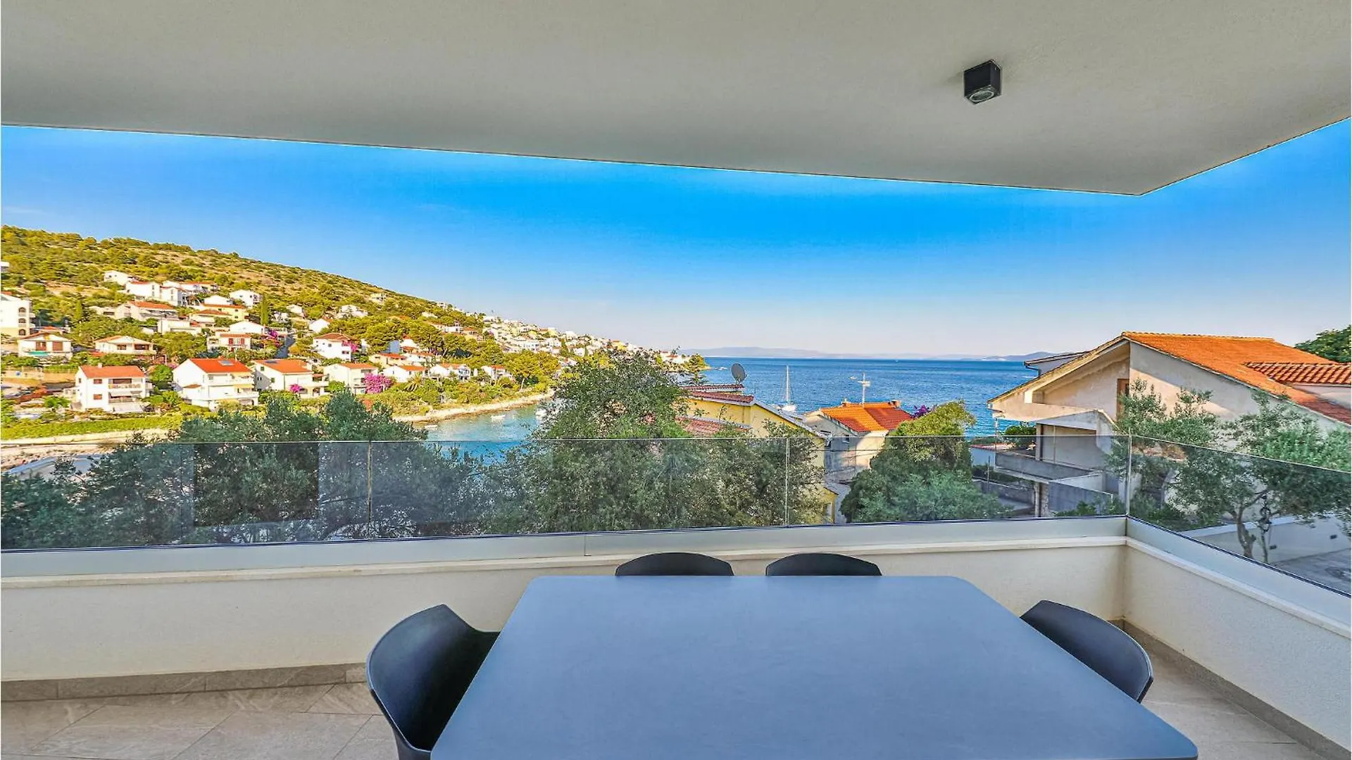 Gorgeous Apartment In Okrug Gornji With Lake View Trogir 0*,  Croatia